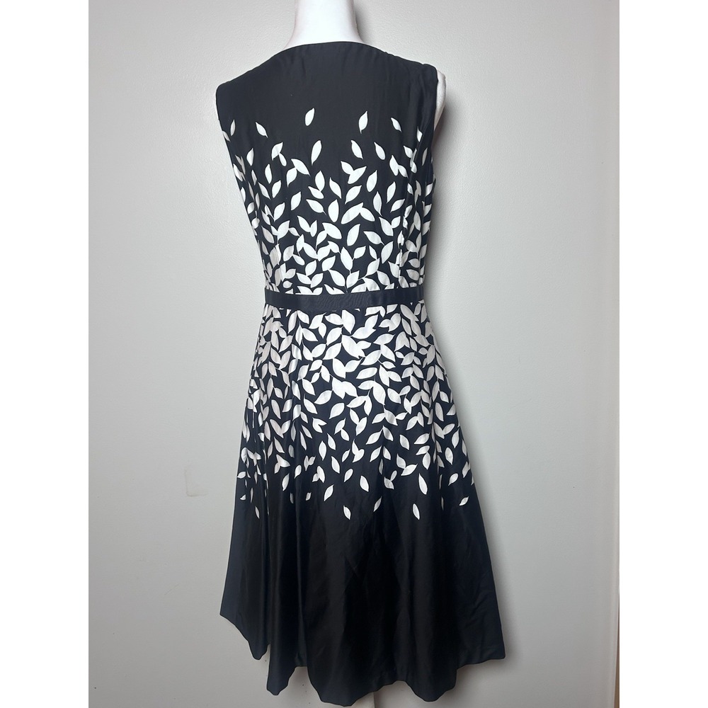 Talbots Dress 6 Black White Leaf Print Fit Flare Cotton Lined Sleeveless Zip - Picture 5 of 11